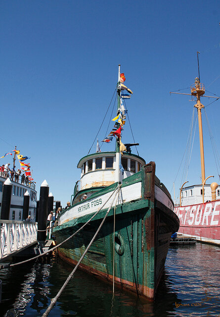 Arthur Foss  at NW Seaport - LG Evans Marine Images.jpg