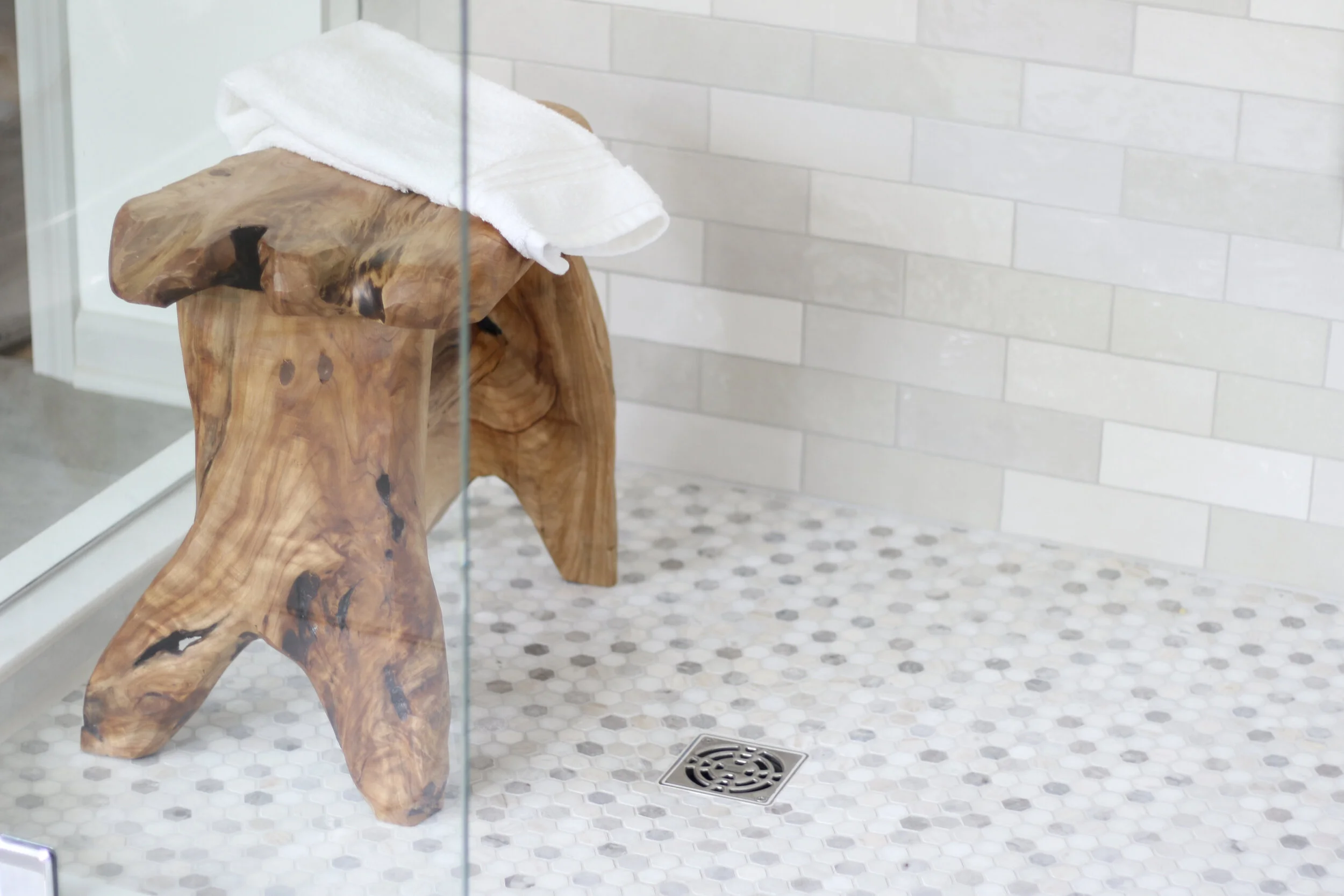 Carpenter Bathroom 08.jpg