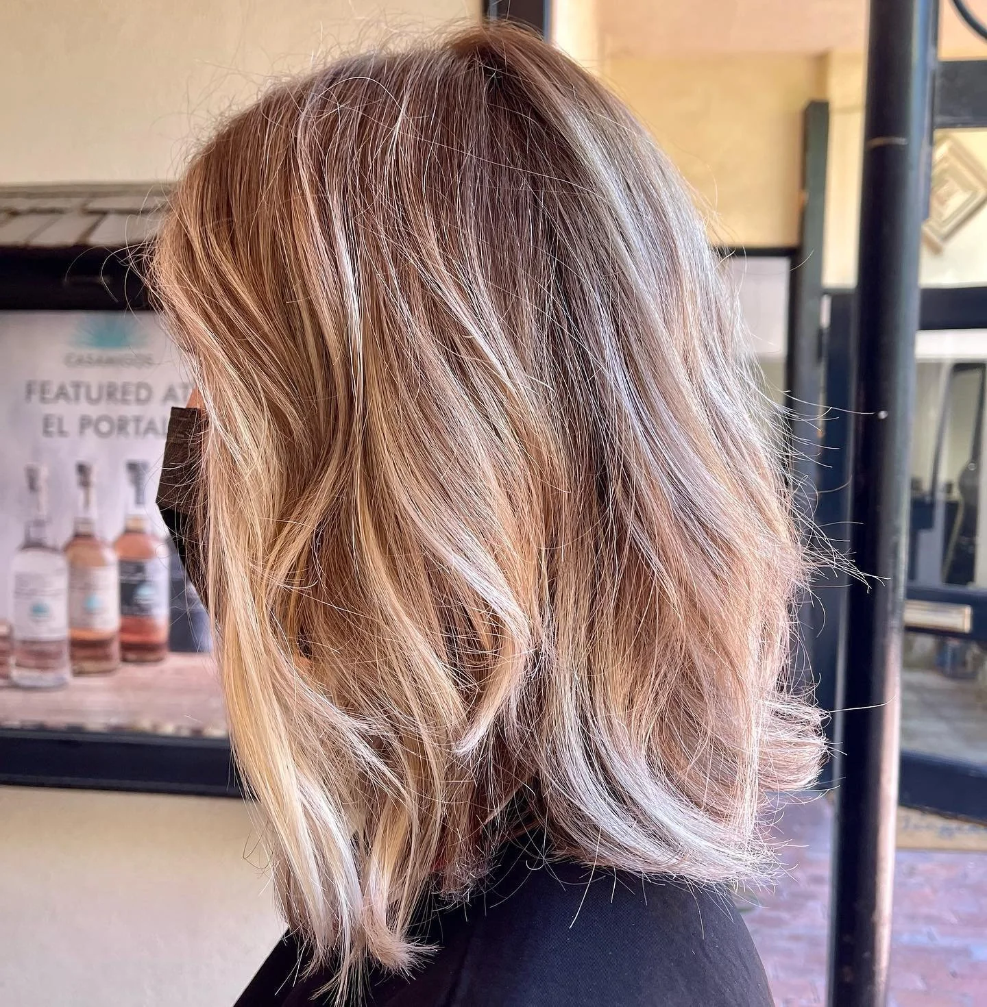 Nothing like a lived in blonde for low maintenance. All the benefits of being blonde without the hassle. 😍