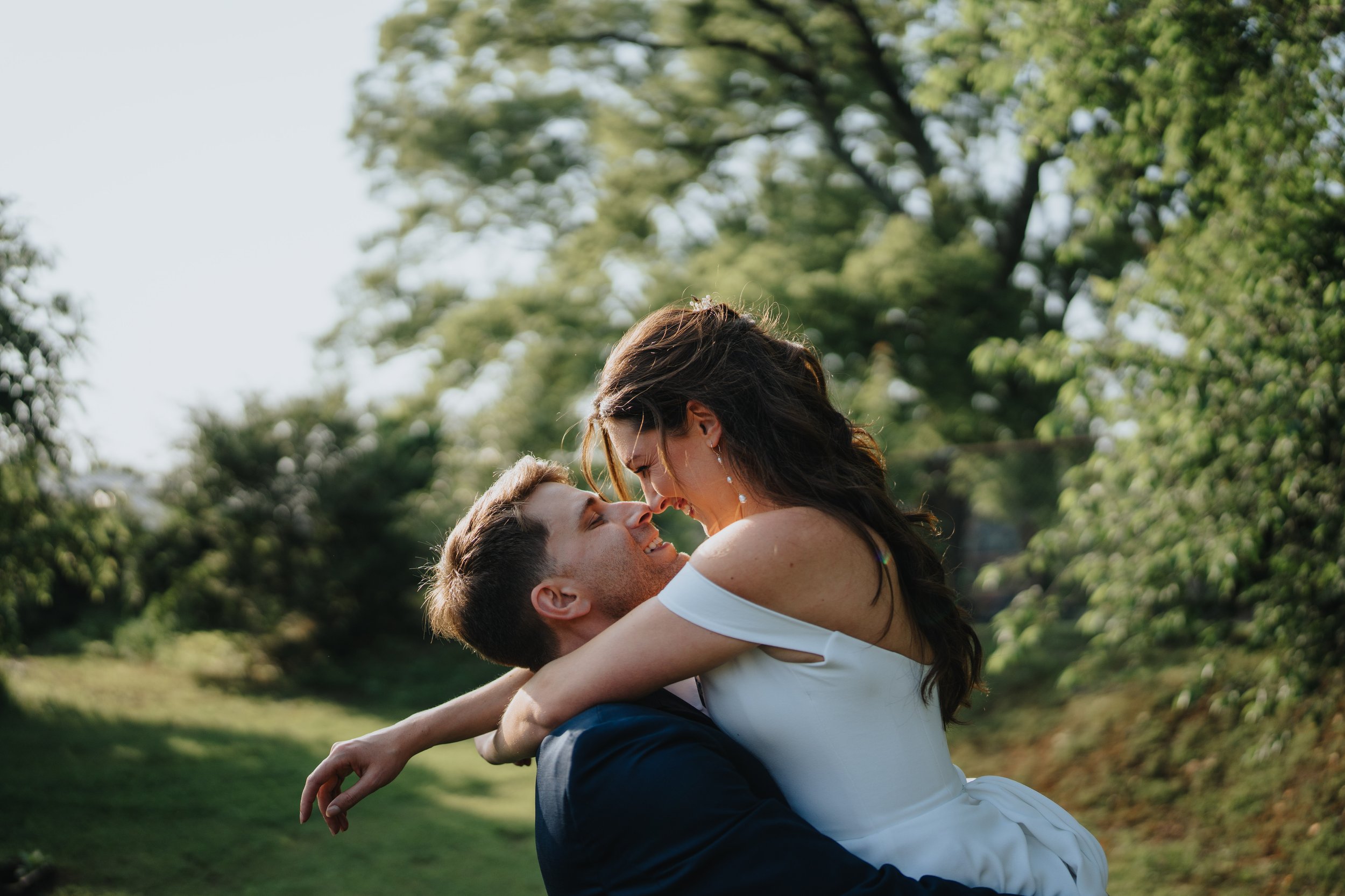 An Intimate Spring Wedding Filled with Soft Florals &amp; Timeless Moments | Mabry Wedding