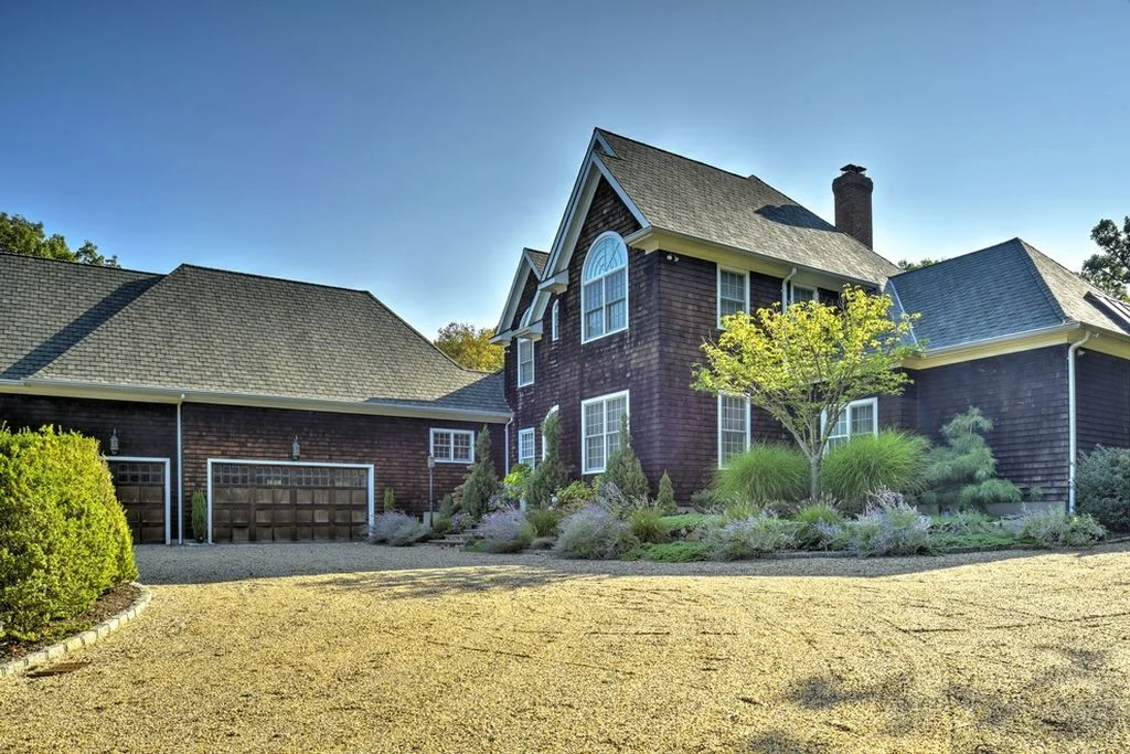 Front on House.jpg