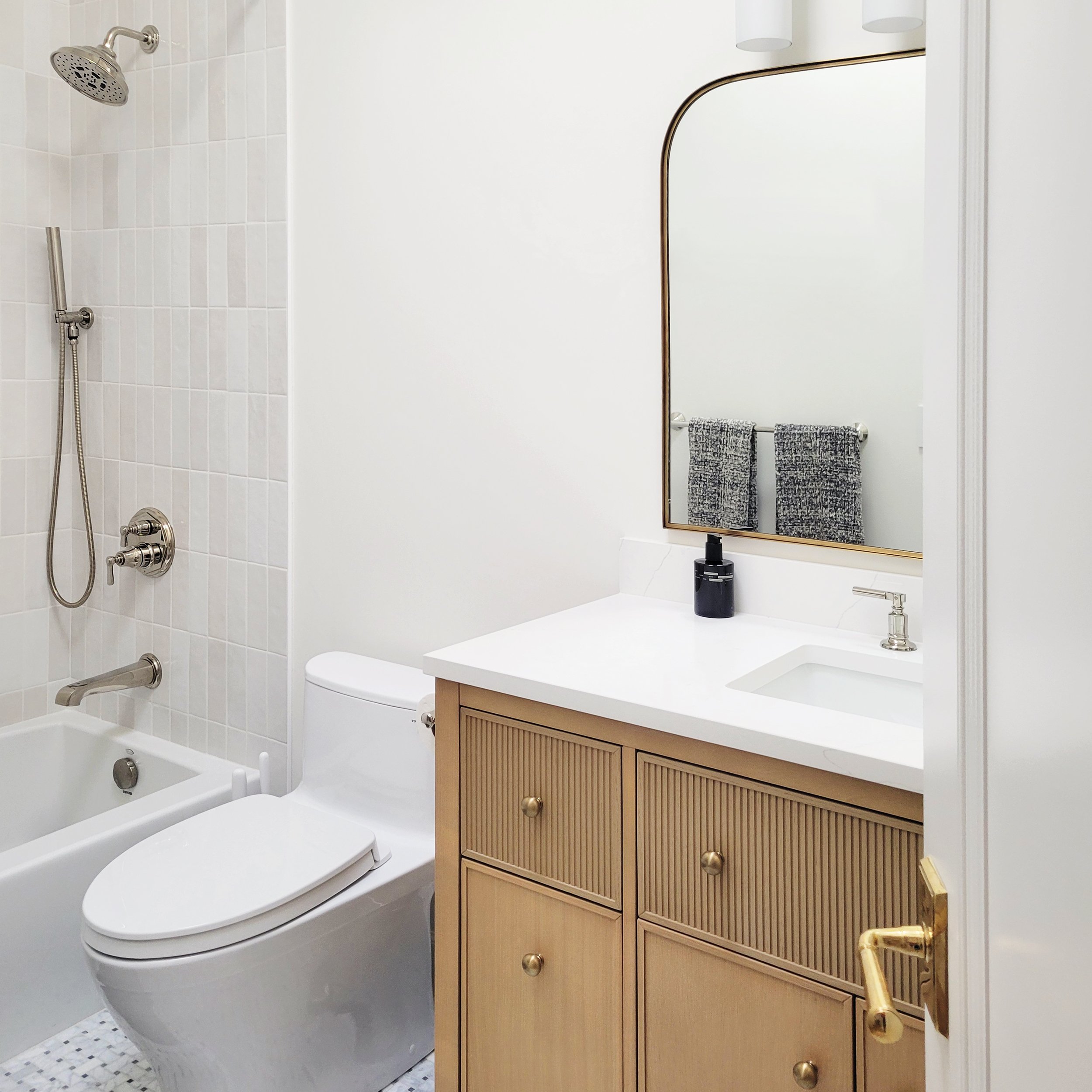 bath 1.jpg