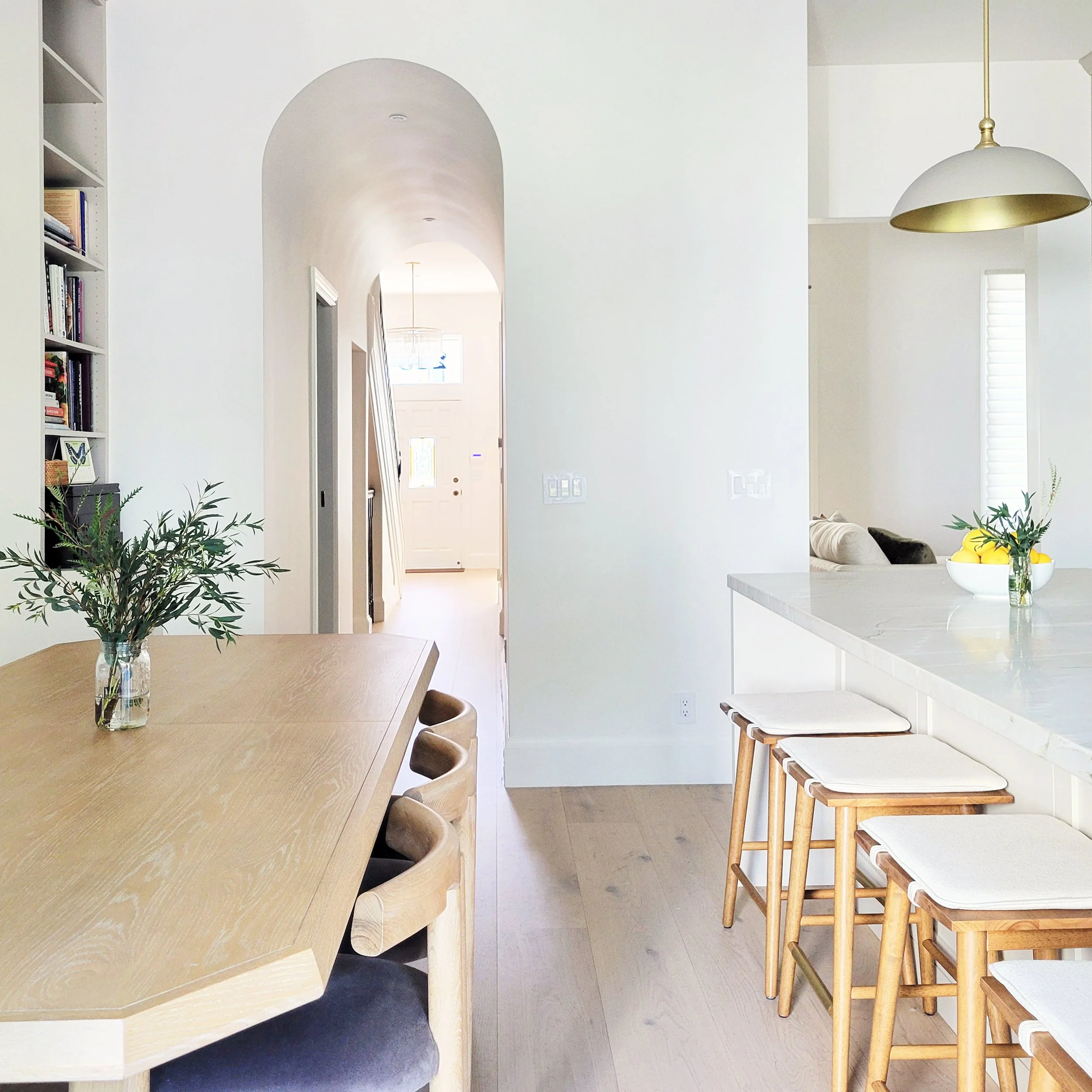dining table 3.jpg