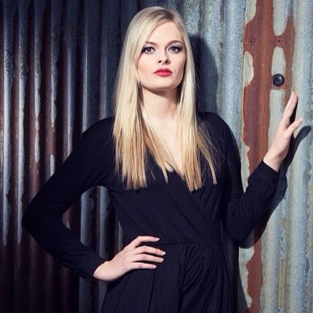 Barney Warner Photography - Hair & Makeup Artist