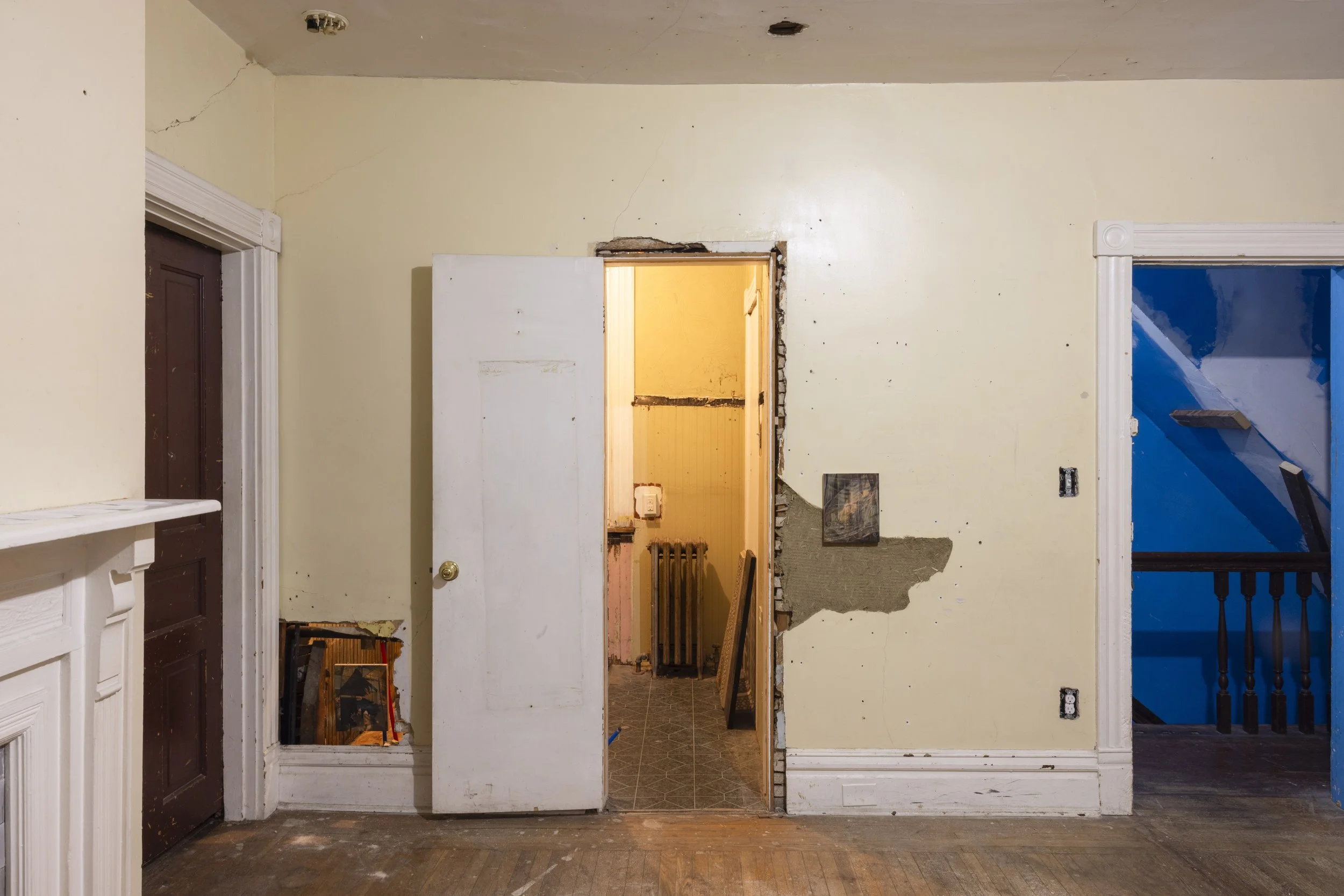 AlliLemon-FinchOnAPowerline-Install-36.jpg