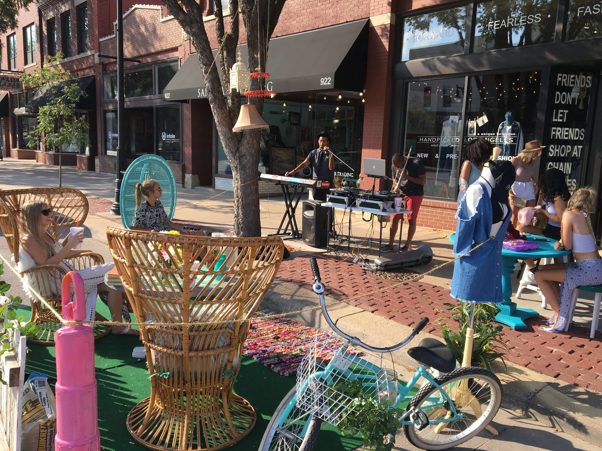 PARK(ing) Day 2016