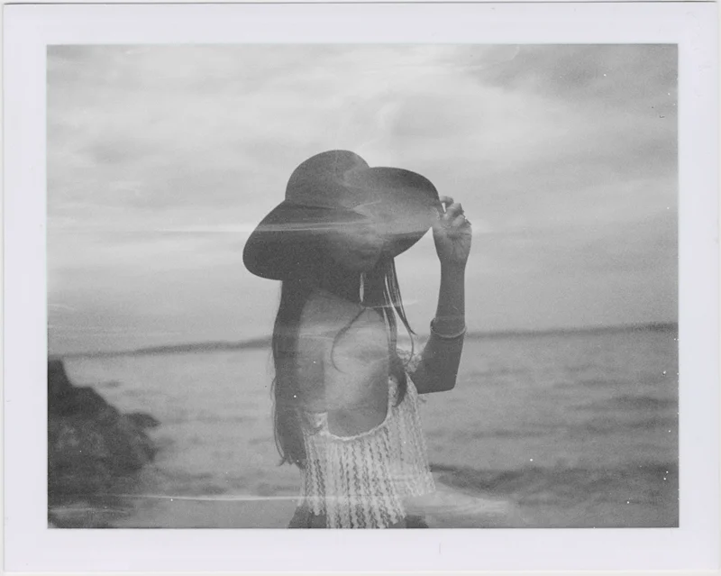 mindcastle_isabel_polaroids_02.jpg