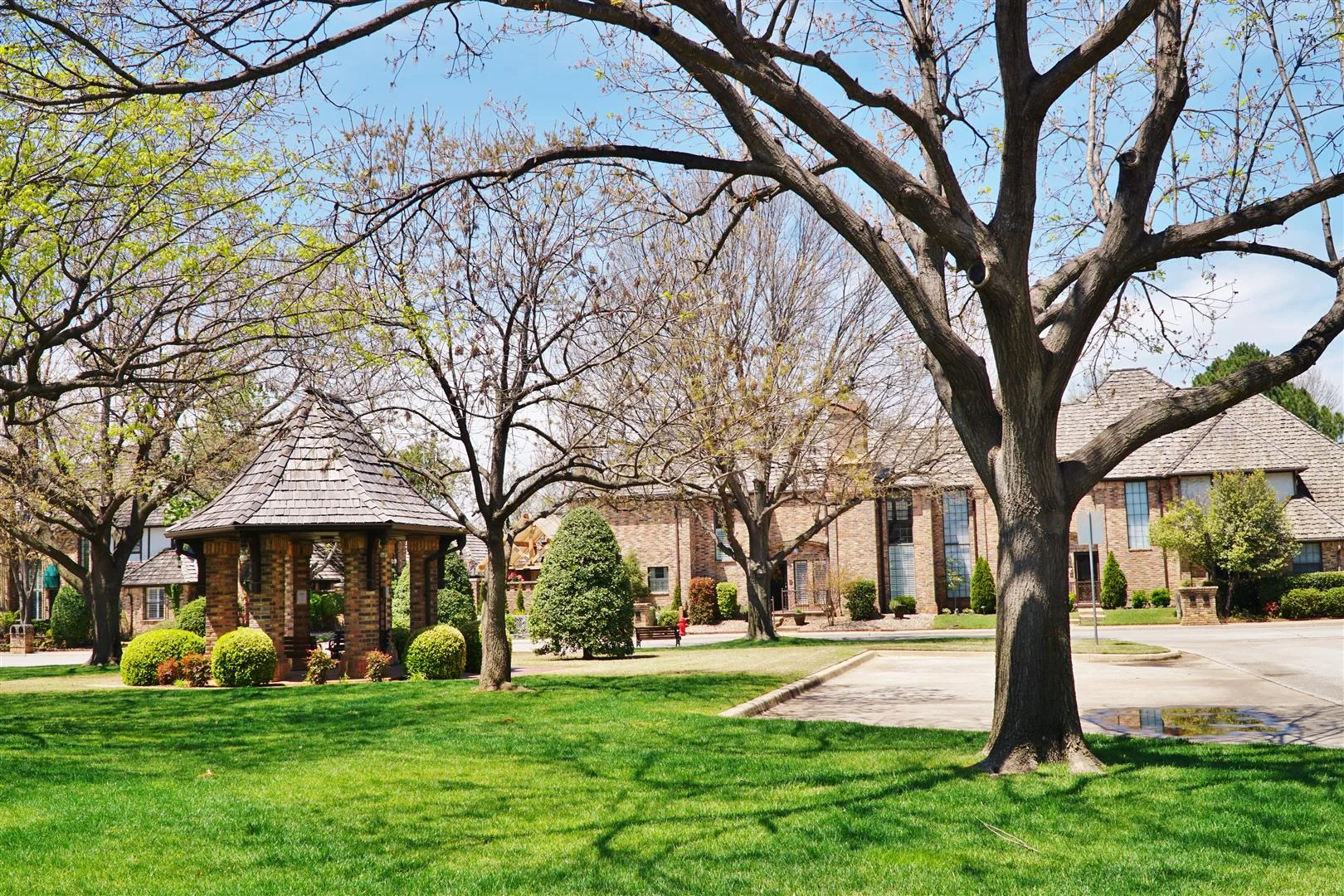 Brookhaven Square — DMG HOA