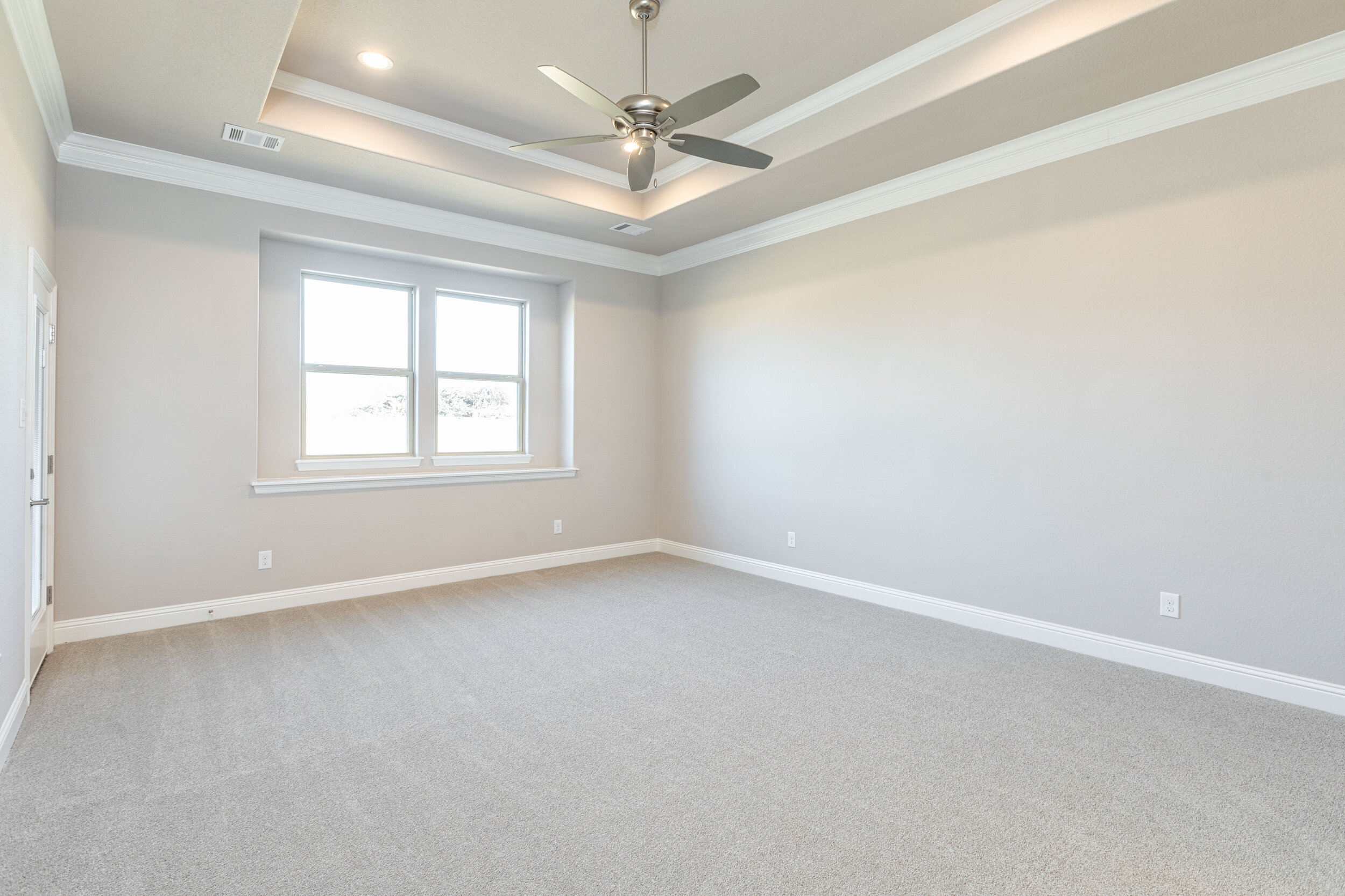 140LuckyRidge12.jpg