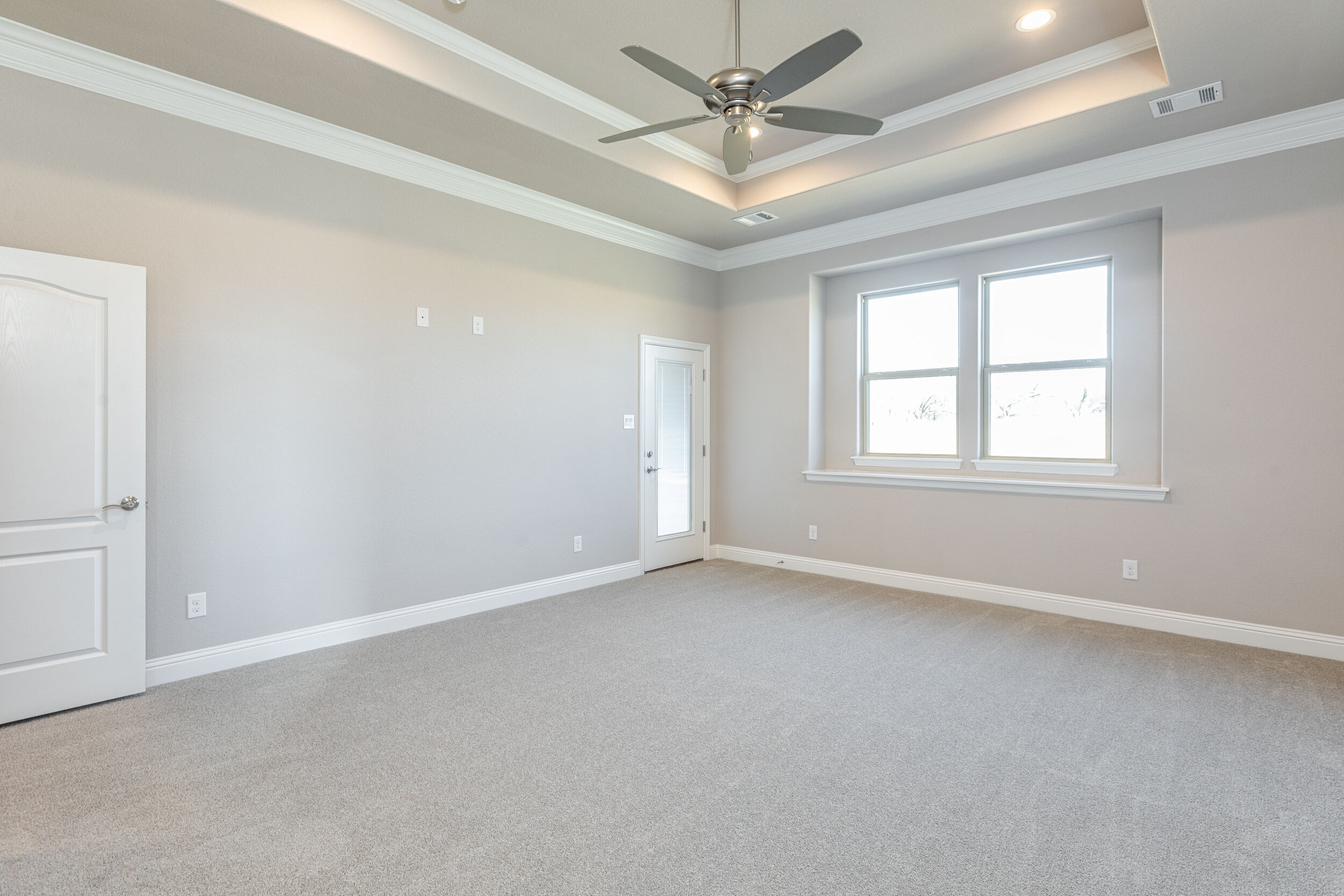 140LuckyRidge15.jpg
