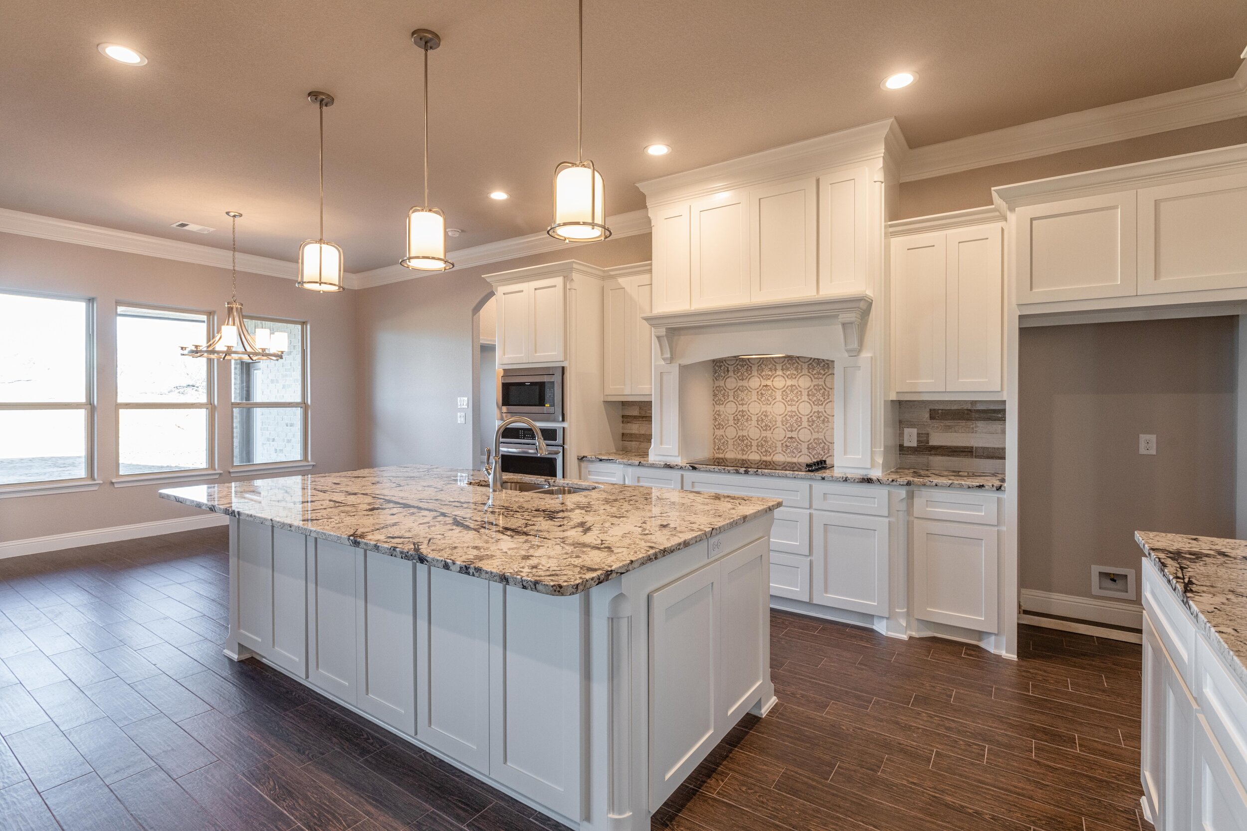 140LuckyRidge43.jpg