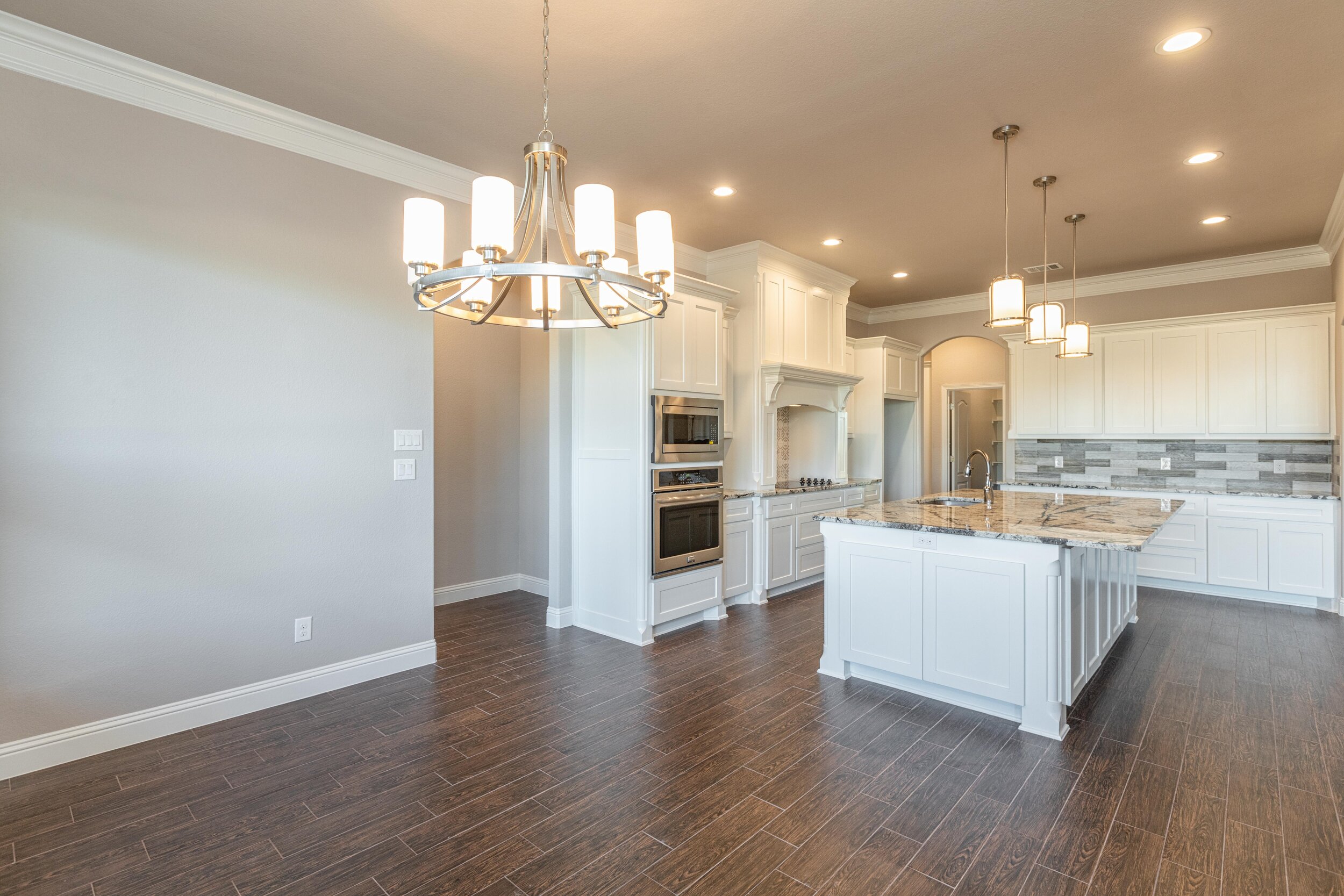 140LuckyRidge51.jpg