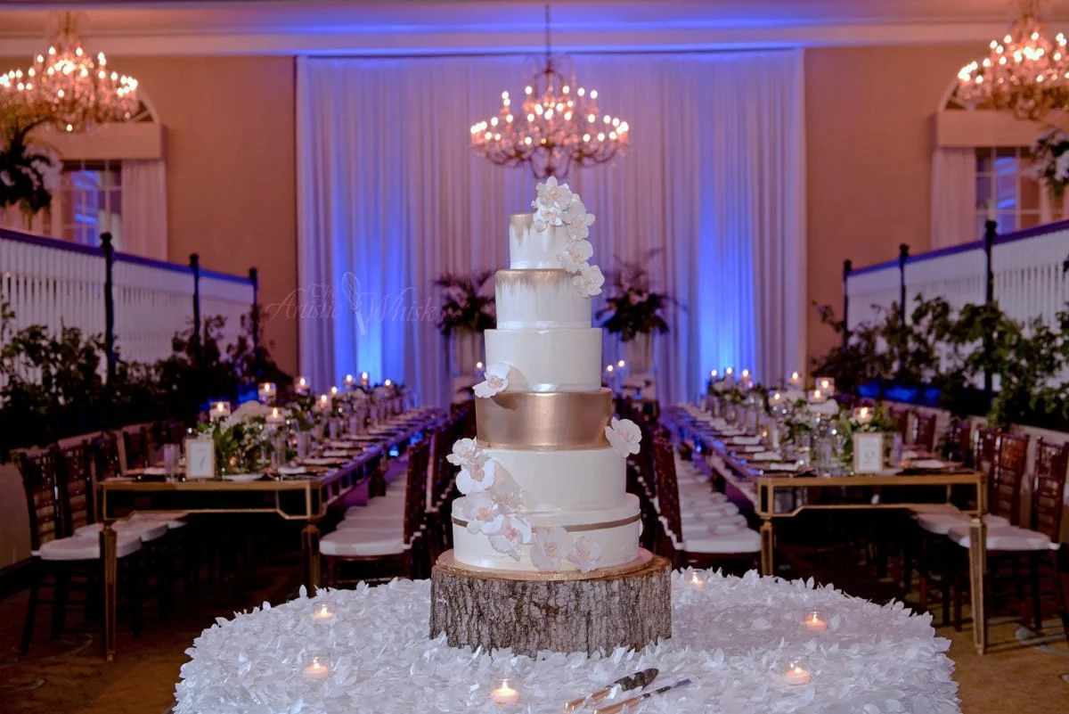 frances&markham---don-cesar---top-2-tiers,-fondant---bottom-4-tiers,-buttercream---sugar-orchids---botanica-florist---marc-edwards-photography-11-40-35-679-io.jpg