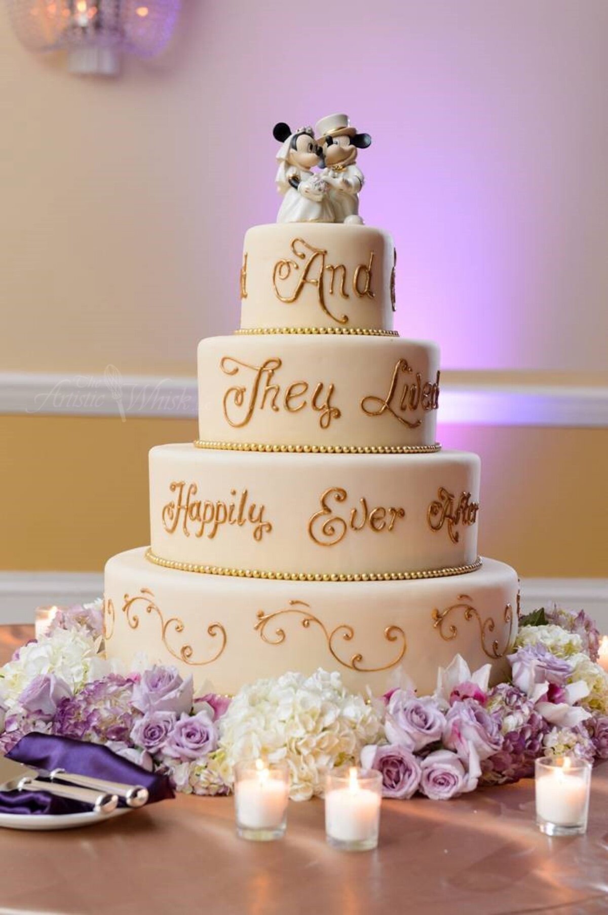 QTCinderella on X: Some of y'all didn't know I used to make wedding cakes  for a living and I miss it all the time. But here are a few of my favorites