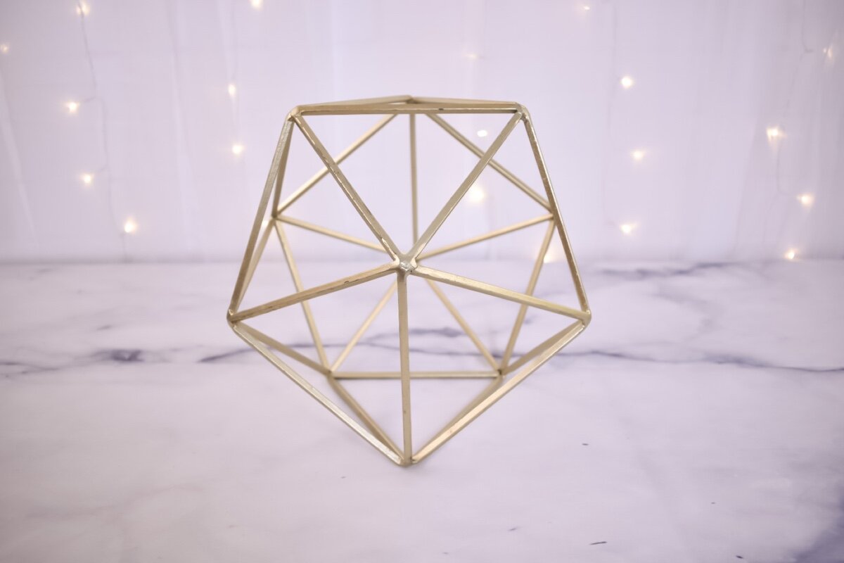 Geometric Stand 2.jpg