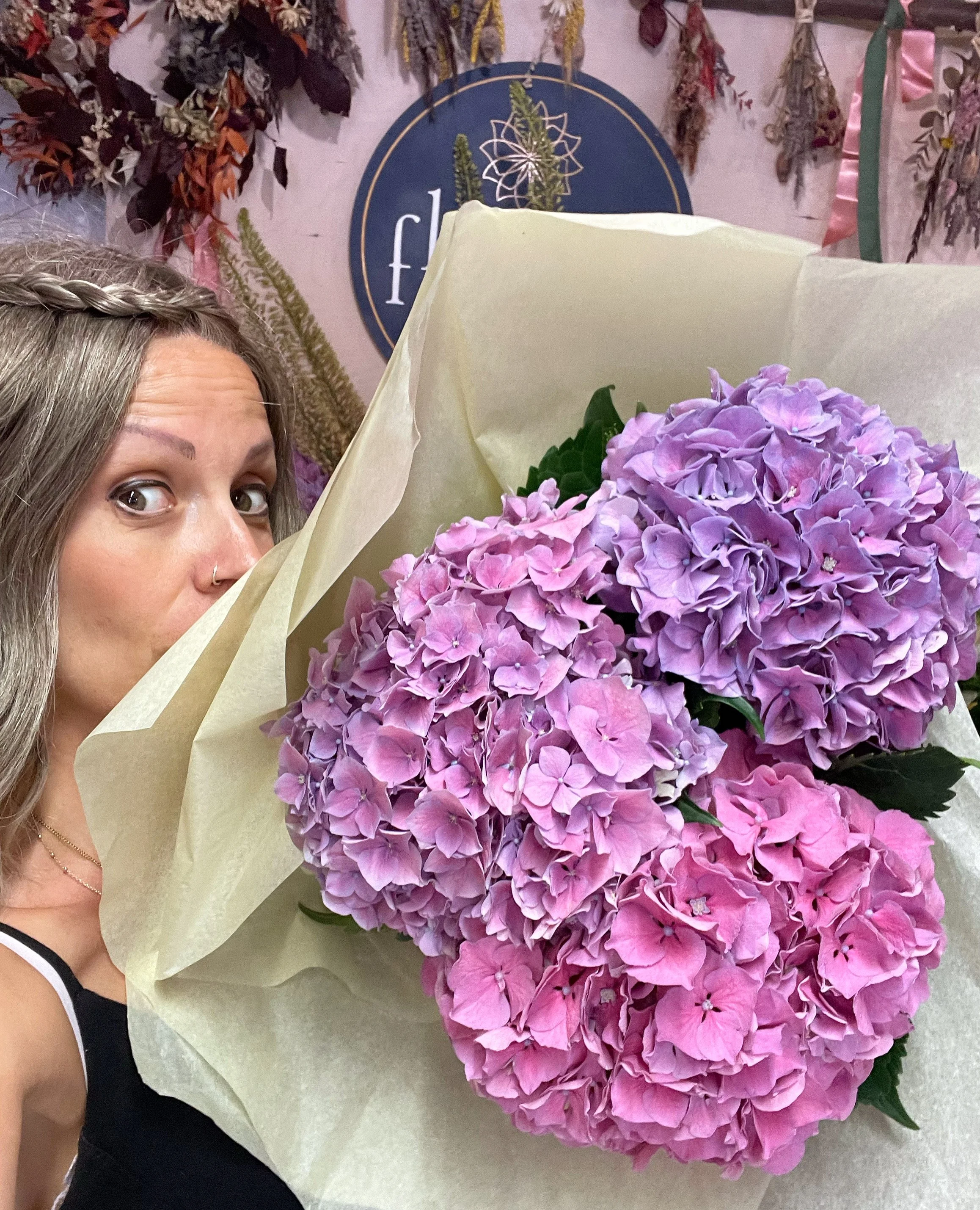 Fresh hydrangeas £25