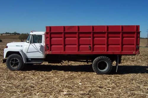 grain truck.jpg