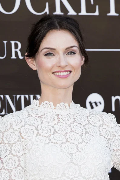 Sophie+Ellis+Bextor+Cash+Rocket+Gala+Dinner+rR8fkTFfHXfl.jpg