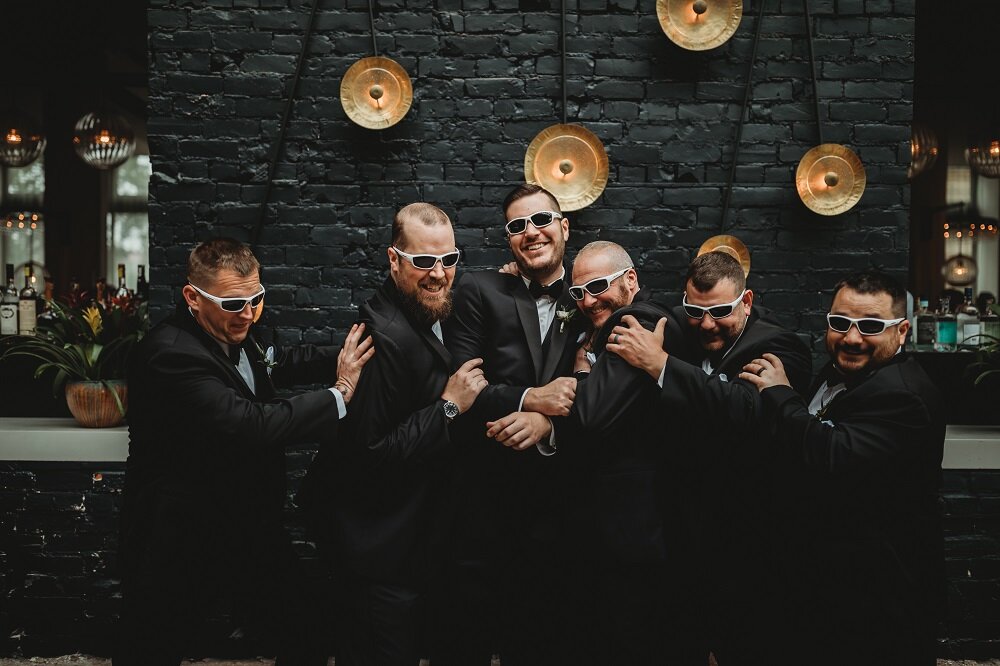 groomsmen and groom portraits 