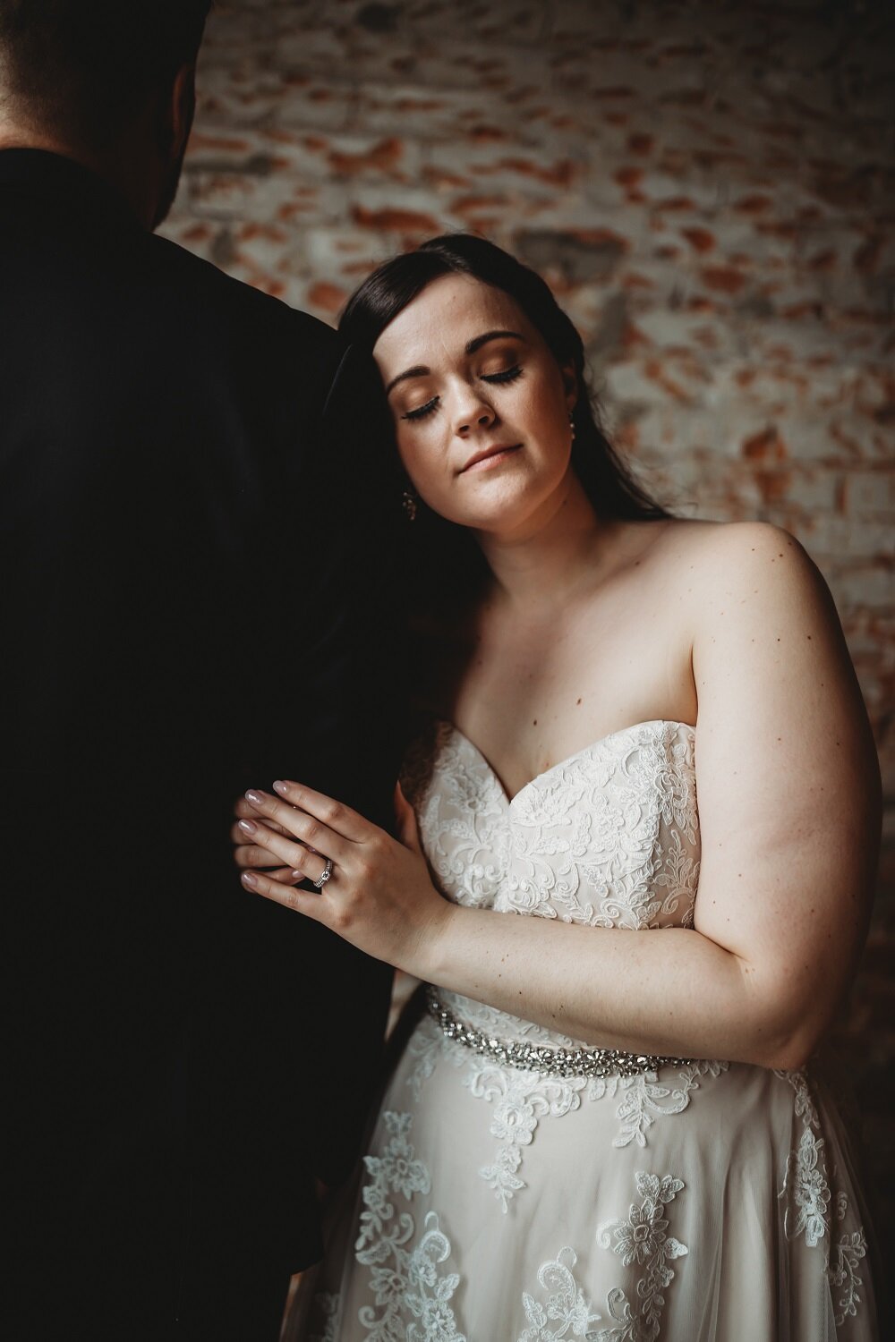 bride and grooms portraits