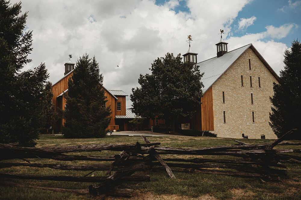 liberty-barn-church-in-ohio-photos-by-oh-deer-photography (23).jpg
