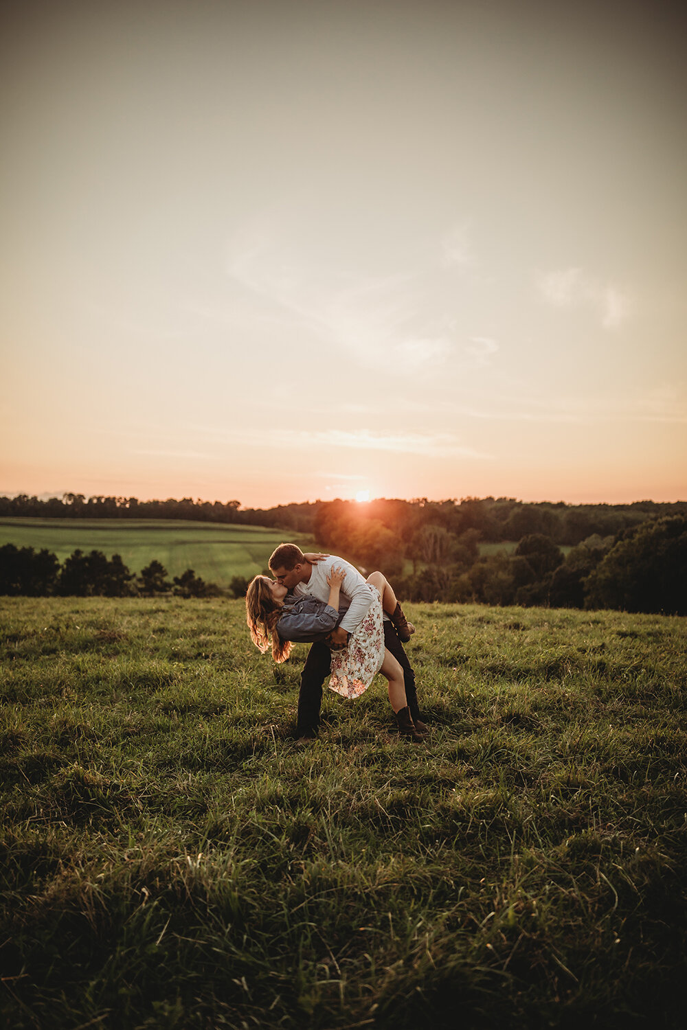 countryside-engagement-in-ohio-photos-by-oh-deer-photography (22).jpg