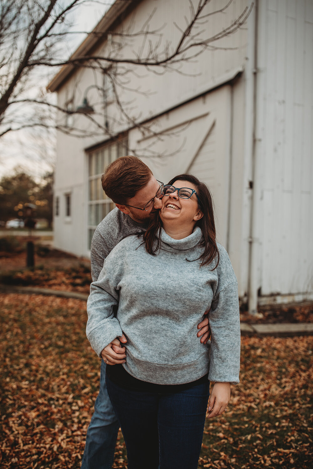 couple engagement portraits in the fall