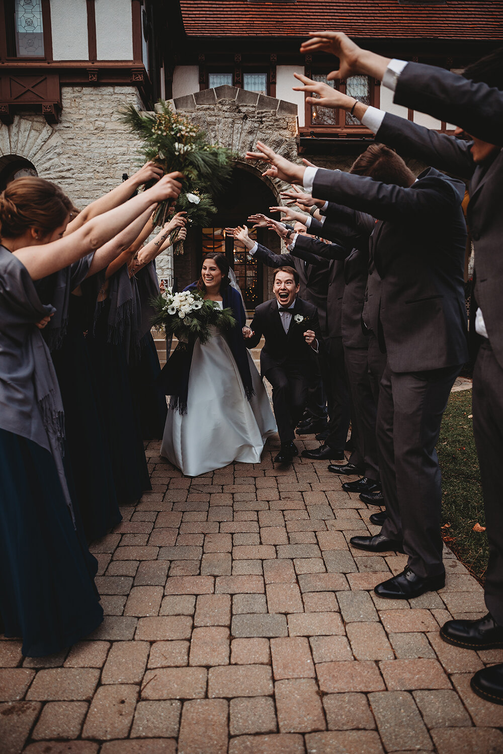 wedding party portraits 