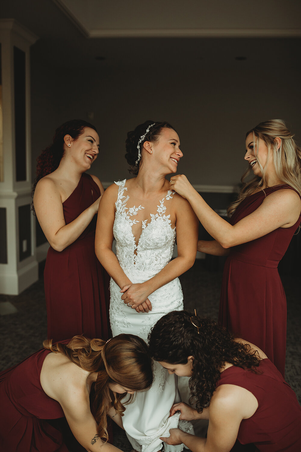 bride getting ready 