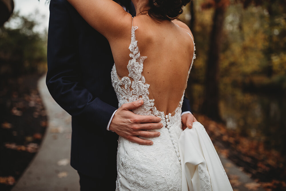 bride and groom portraits 