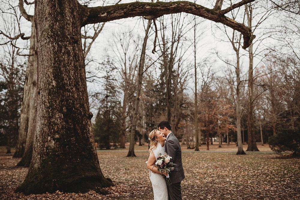 bride and groom wedding portraits 