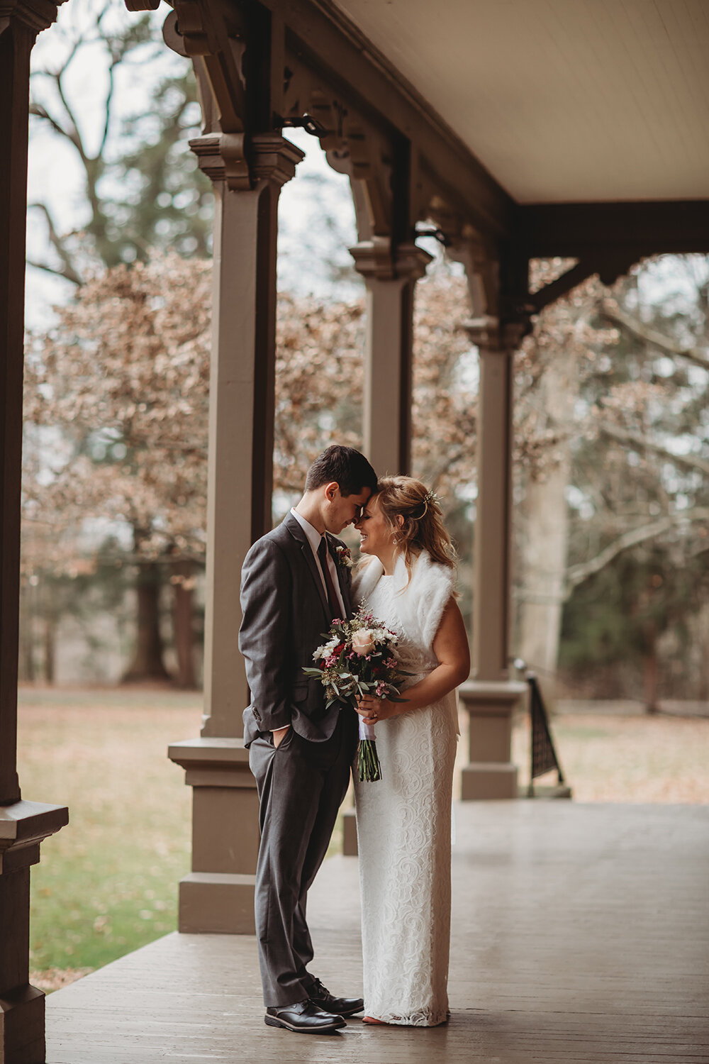 bride and groom wedding portraits 