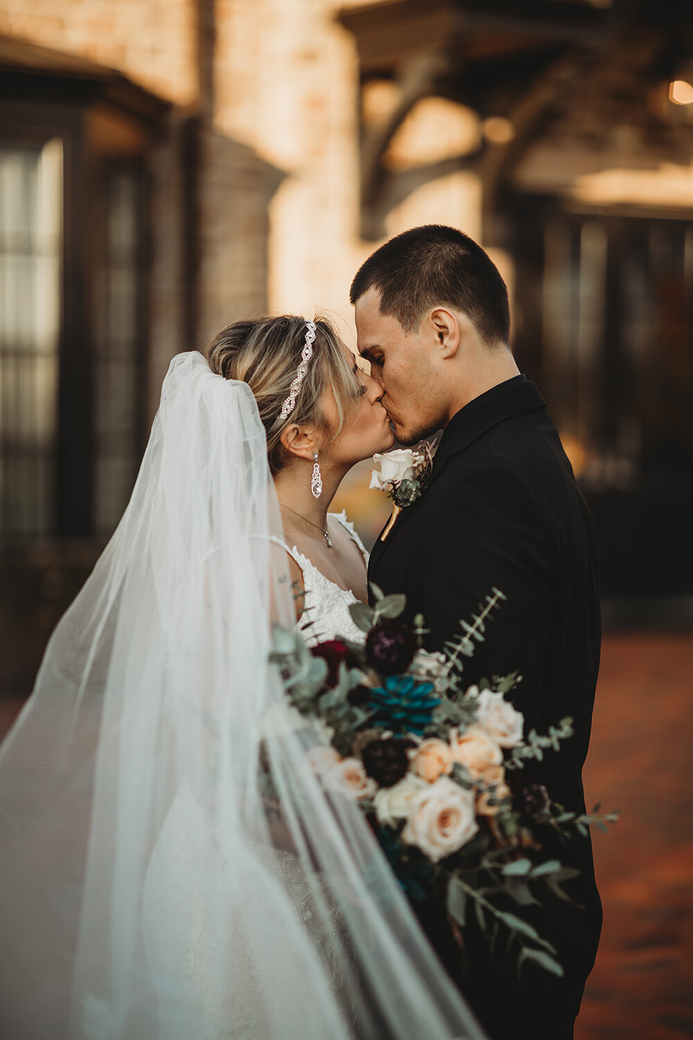 bride and groom wedding portraits 