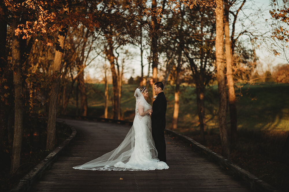 bride and groom wedding portraits 