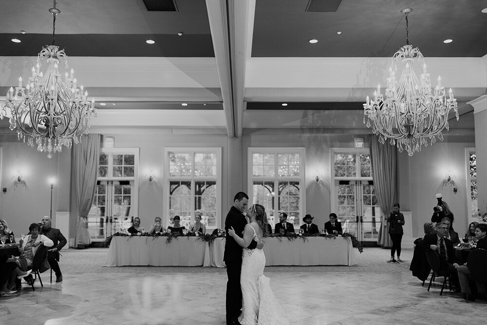 bride and groom first dance 