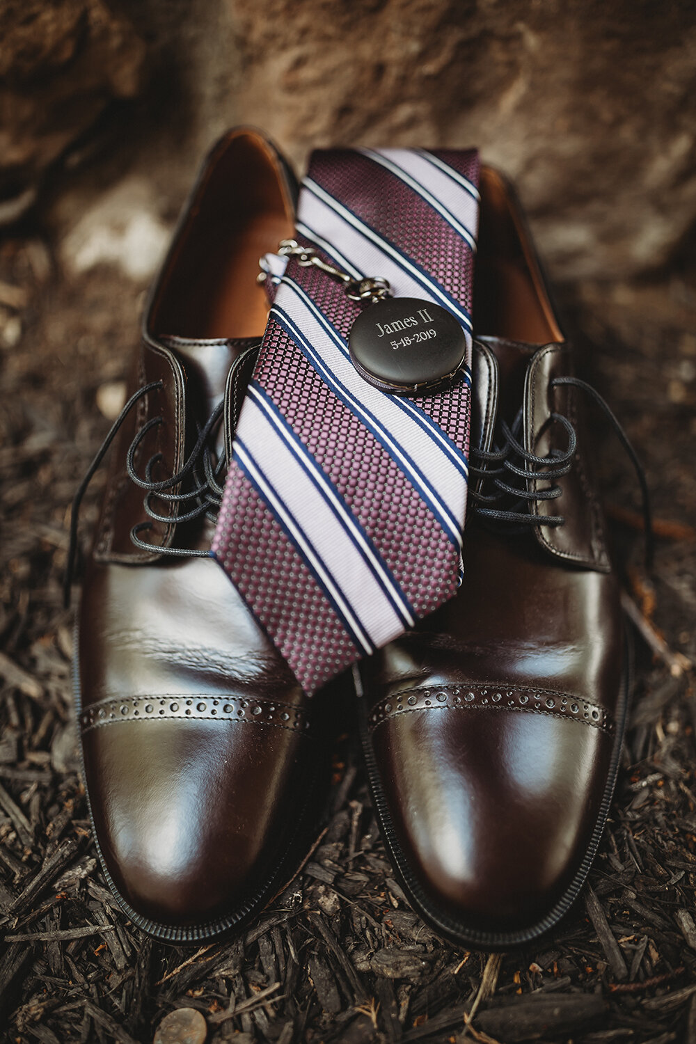 grooms outfit details 