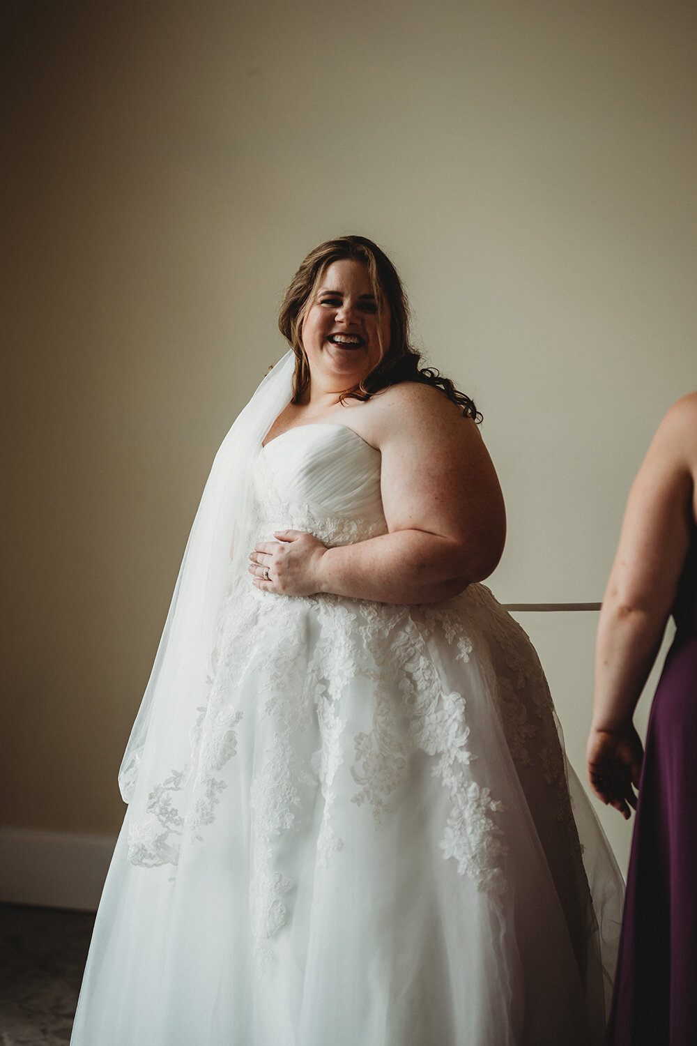 bride getting ready 