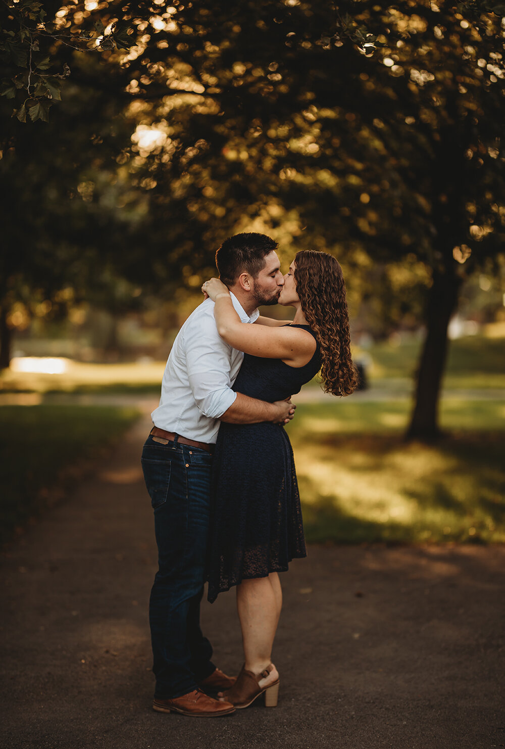 couple engagement portraits 