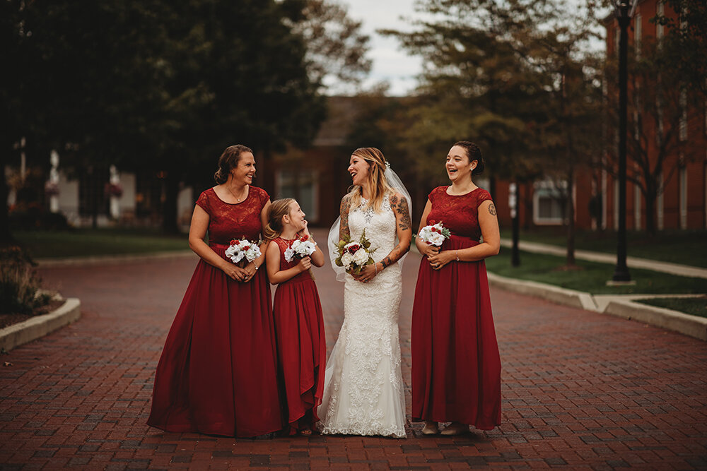 bridesmaids portraits 