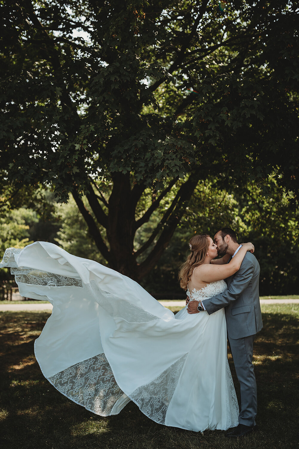 wedding portraits of groom and bride 