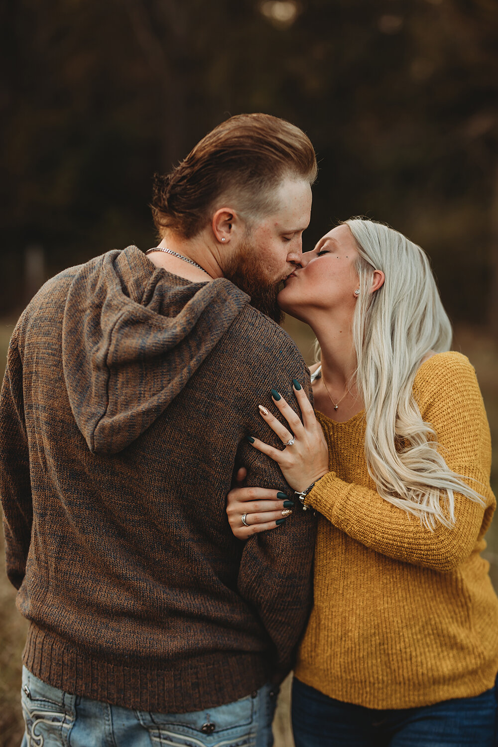 couple engagement portraits outside