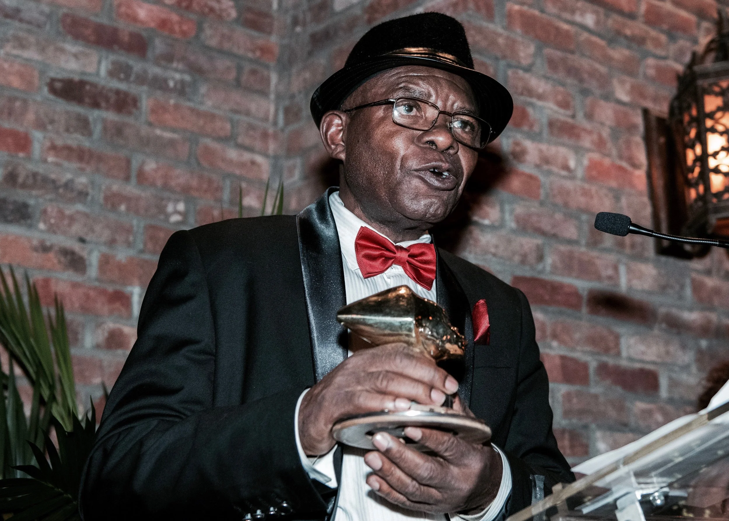 Dr. Victor Kande