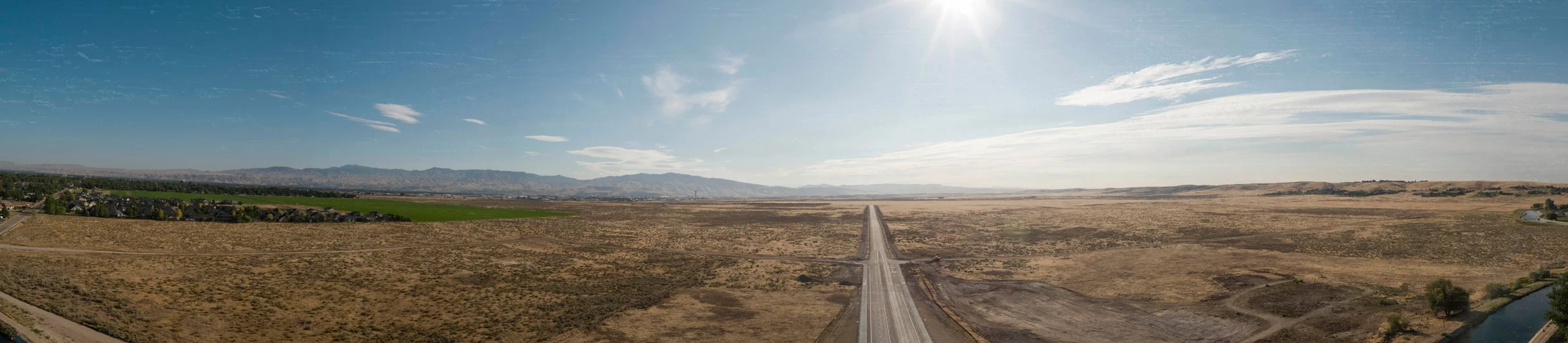 Locale-Website-Landscape-DesertPano.jpg