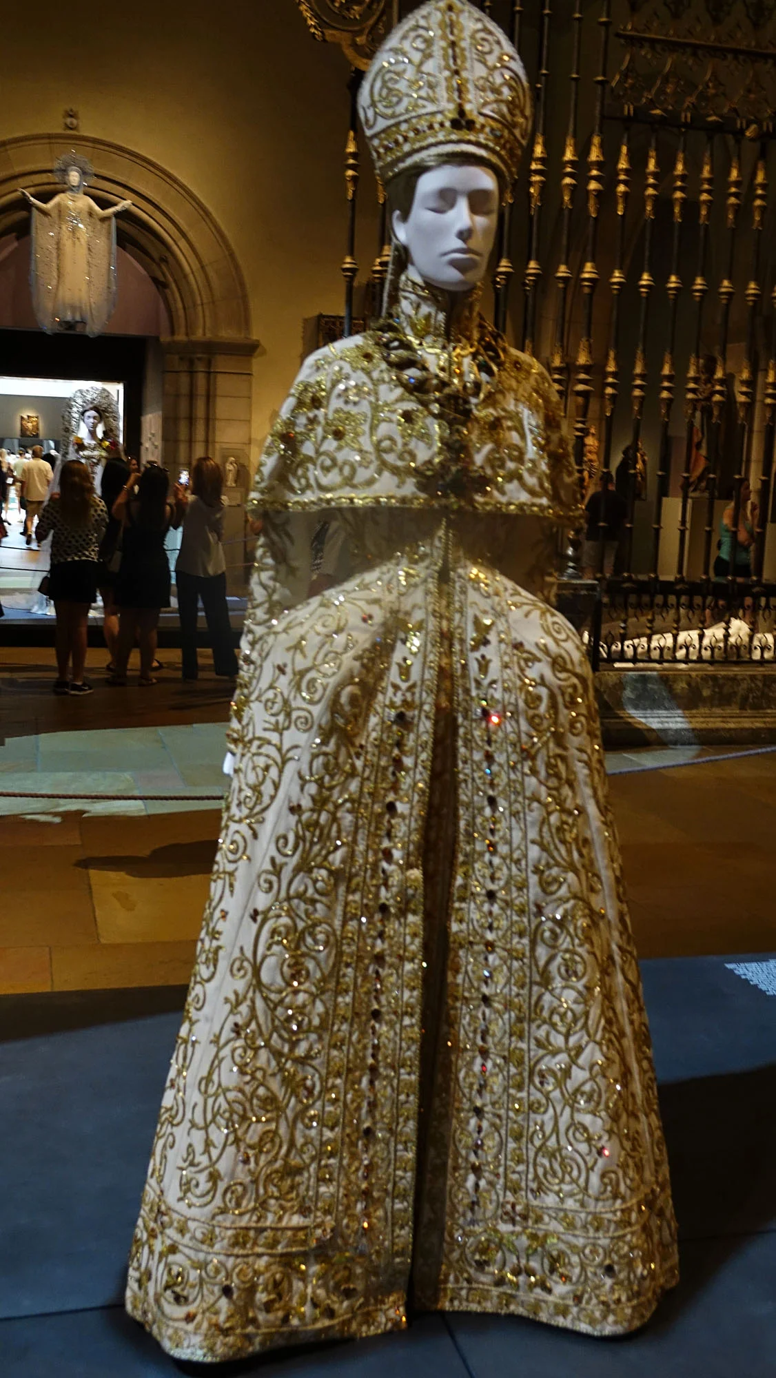 John Gallioni Evening Ensemble Autumn/Winter 2000-01