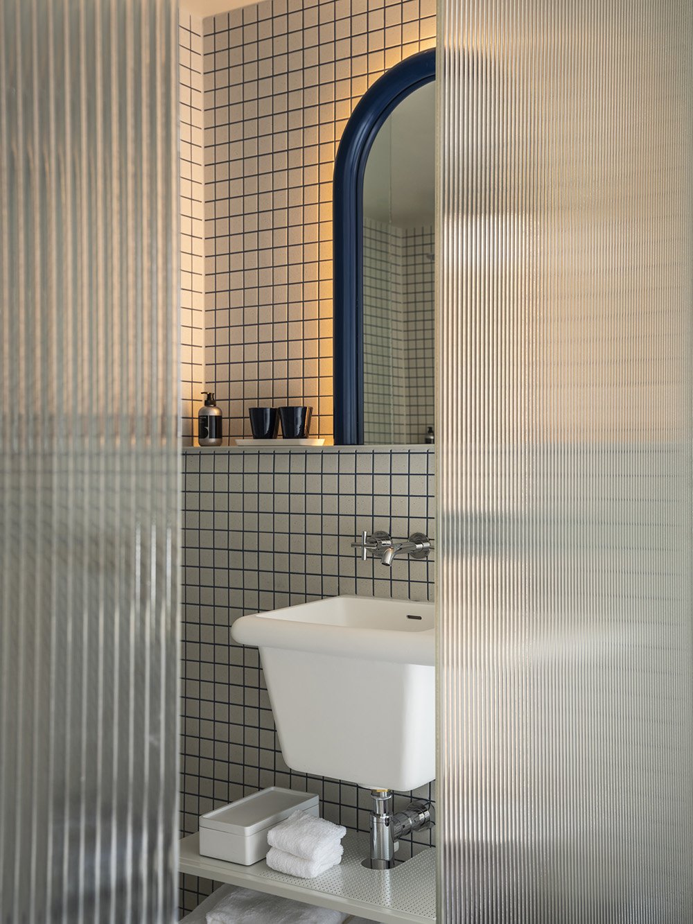 The StandardX Melbourne PIBE Magazine_Cosy Suite_Lifestyle.jpg