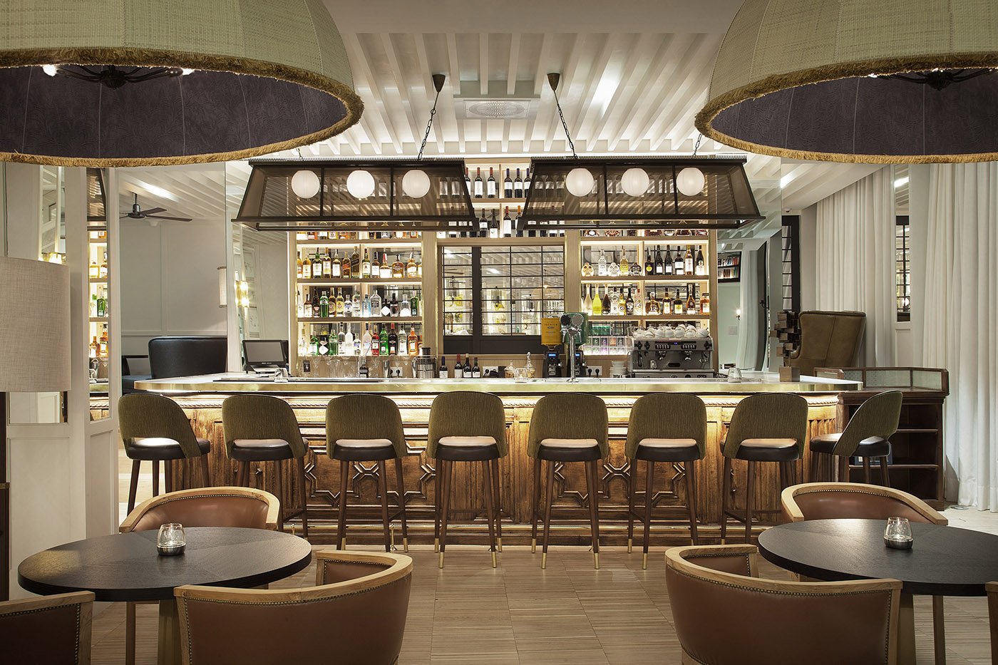 Camiral Lounge Bar PIBE Magazine.jpg