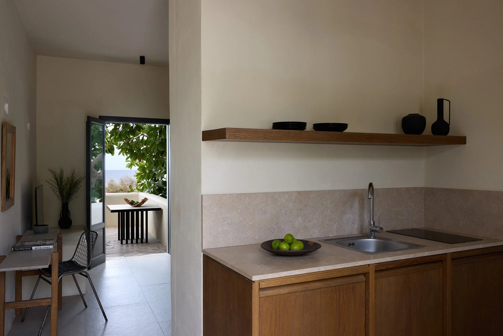 Bellonias Villas Camari Santorini PIBE Magazine 5.jpg