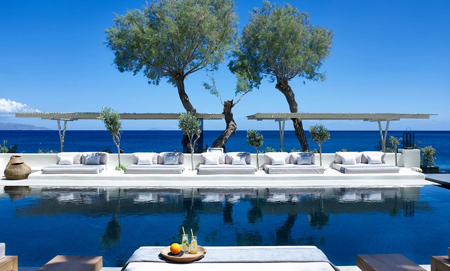 PIBE Travel ∙ Bellonias Villas in Santorini