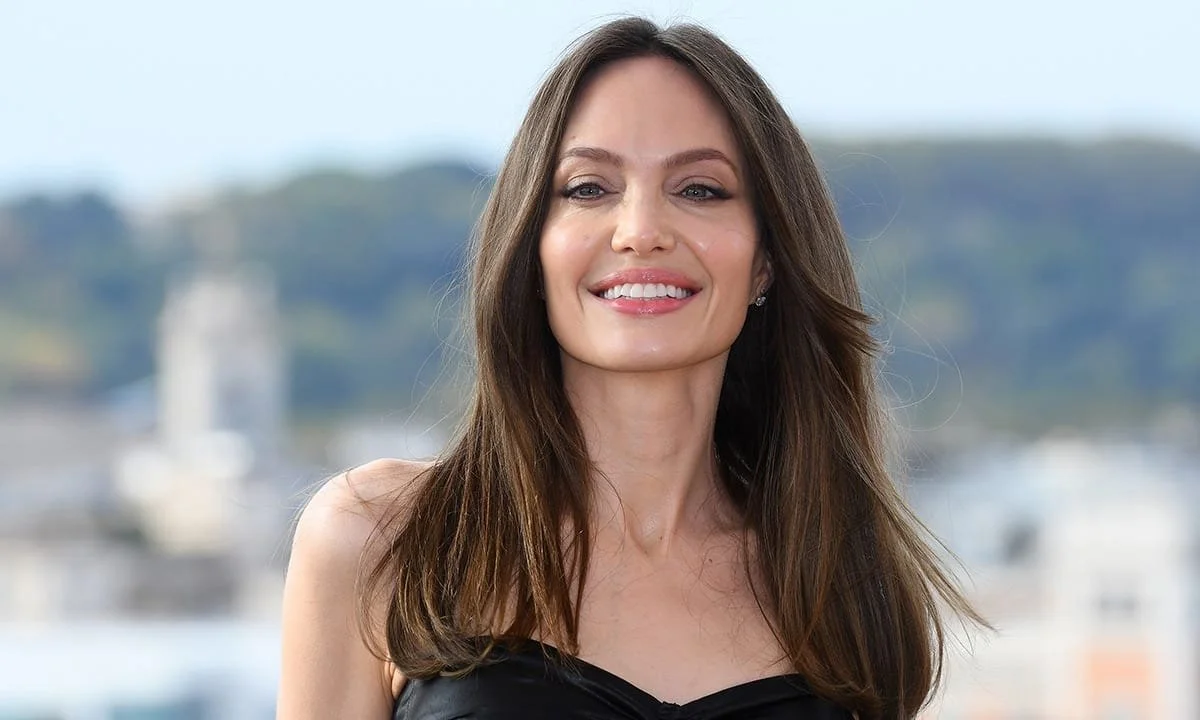 Angelina Jolie’s Net Worth: Far from a Pitt
