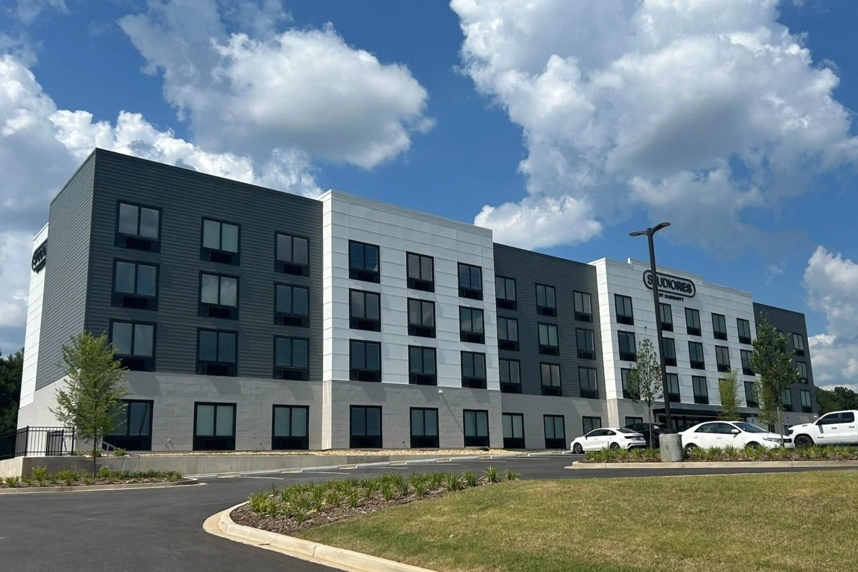 StudioRes by Marriott LaGrange